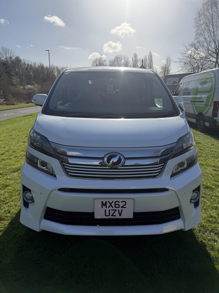 #1 2012 Toyota Vellfire 2.4ltr Golden Eyes Edition 7 seater