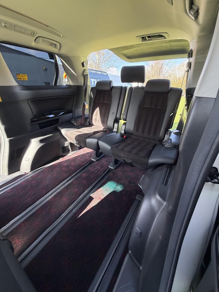 #1 2012 Toyota Vellfire 2.4ltr Golden Eyes Edition 7 seater